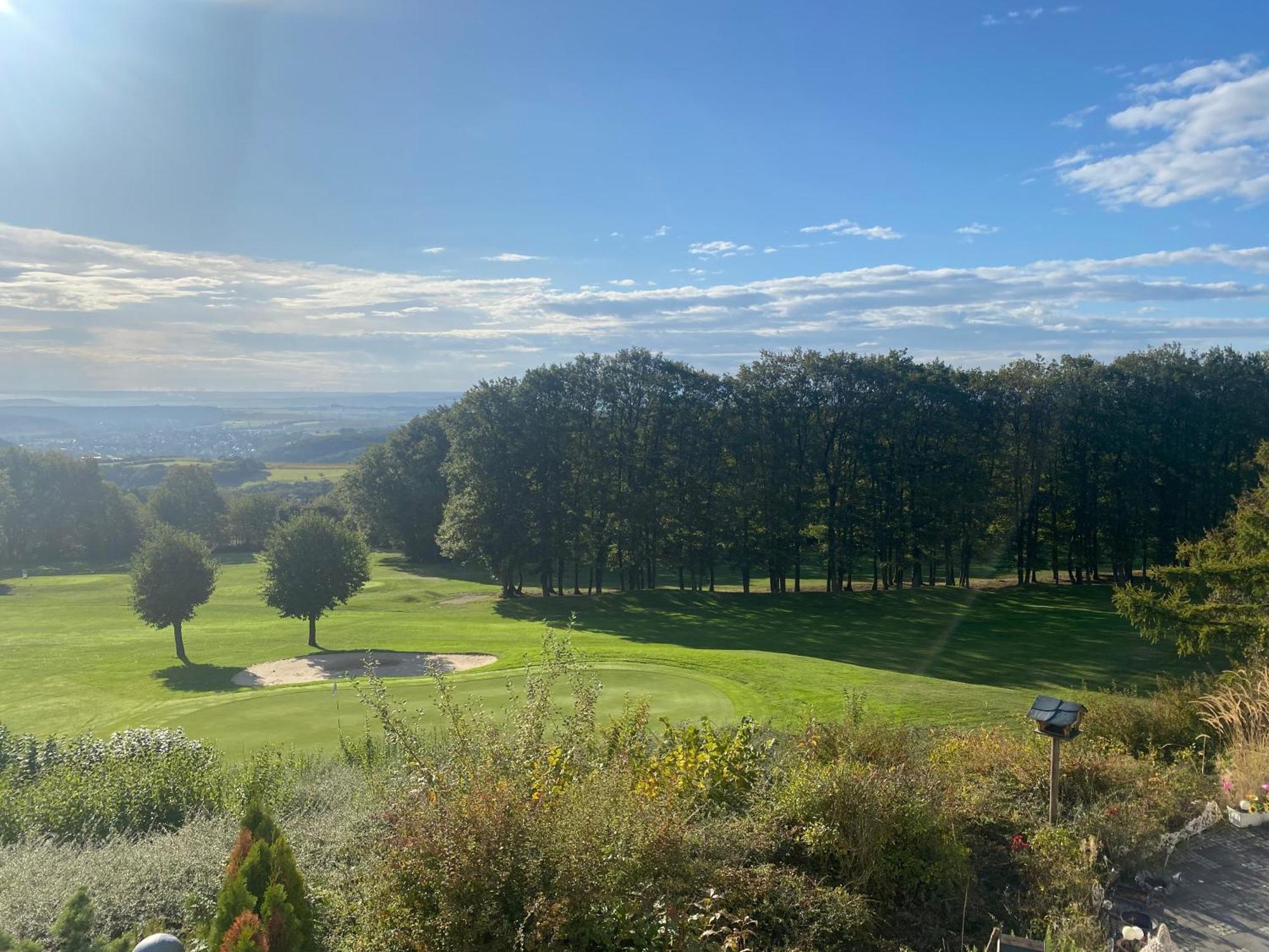 Ferienwohnung Wohnen De Lux - Direkt Am Golfplatz Stromberg  Exterior foto